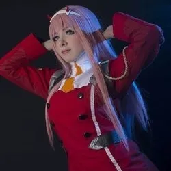 Explorar el perfil de Hana Senpai